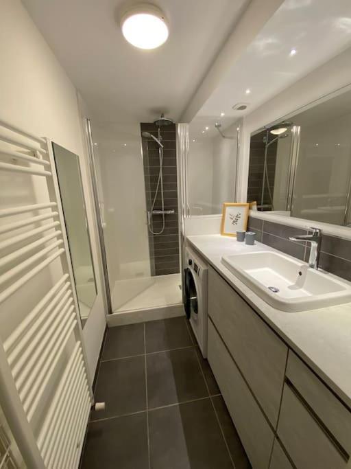 Appartement Les Corsaires Гранвиль Экстерьер фото